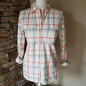 Banana Republic Tops - NWT Banana Republic plaid cream orange button down Banana Republic Tops - NWT Banana Republic plaid cream orange button down